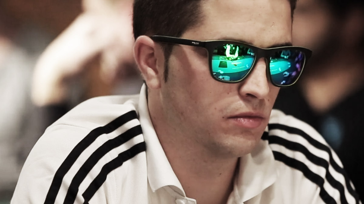 How to play poker with just cards
